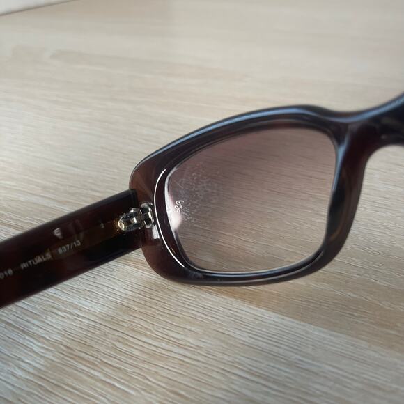 Ray-Ban RB4018 Rituals 637/13 Sunglasses Tortoise Shell Lightly Tinted Italy main image 5